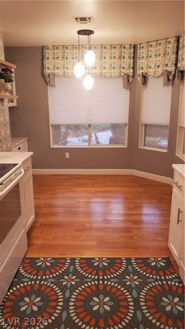 7636 ROLLING VIEW Drive 101, Las Vegas, NV 89149