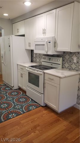 7636 ROLLING VIEW Drive 101, Las Vegas, NV 89149