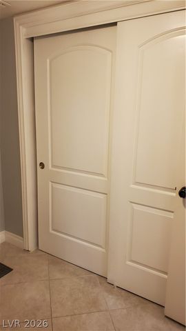 7636 ROLLING VIEW Drive 101, Las Vegas, NV 89149