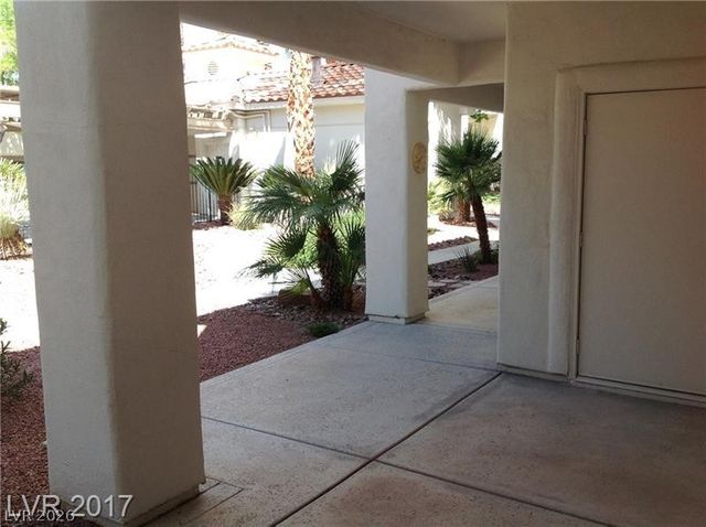 7636 ROLLING VIEW Drive 101, Las Vegas, NV 89149