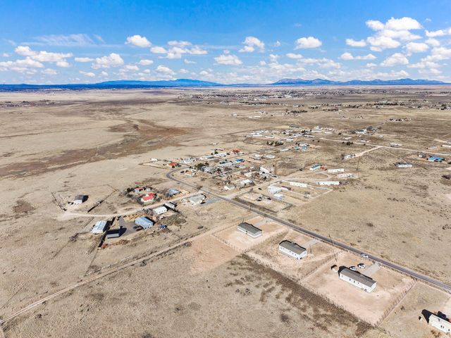 131 Echo Ridge Road, Moriarty, NM 87035