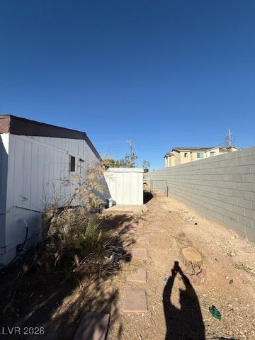 2916 Gavilan Lane, Las Vegas, NV 89122