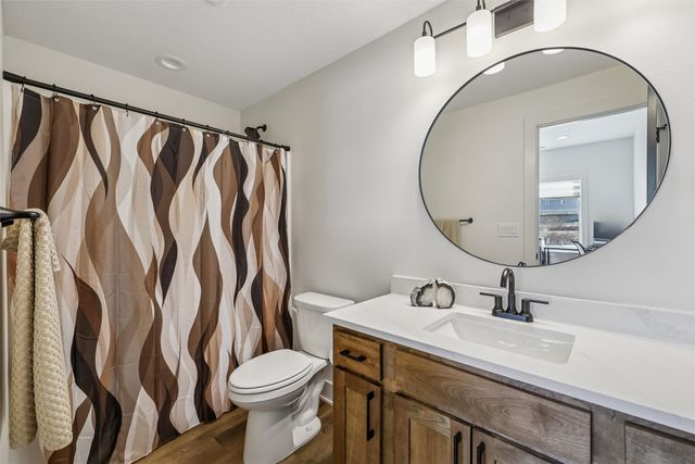 136 NW Sunrise Drive, Waukee, IA 50263