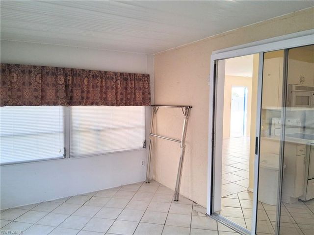 58 Tangerine CT, Lehigh Acres, FL 33936