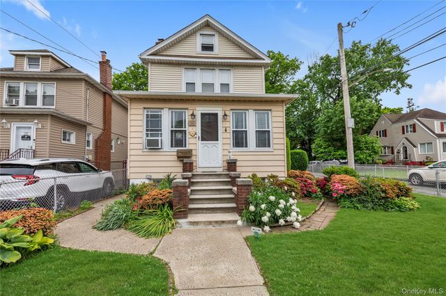 3250 Country Club Road, Bronx, NY 10465