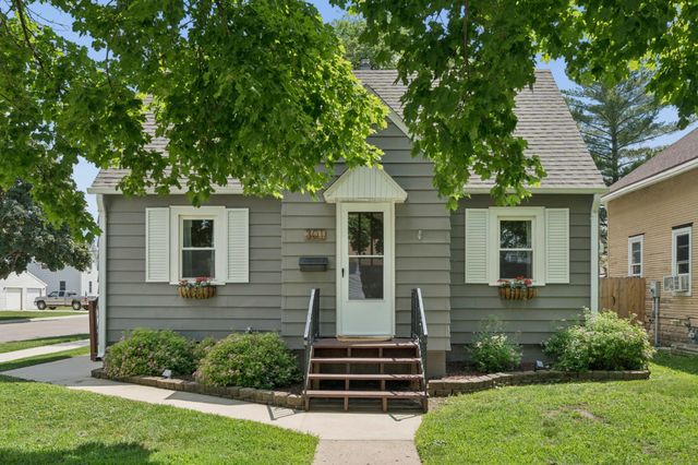 301 11th Avenue SW, Austin, MN 55912