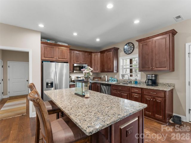 72 Summer Shade Court, Edneyville, NC 28792