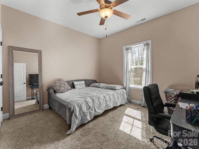 72 Summer Shade Court, Edneyville, NC 28792