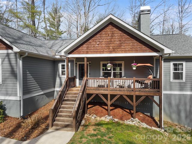 72 Summer Shade Court, Edneyville, NC 28792