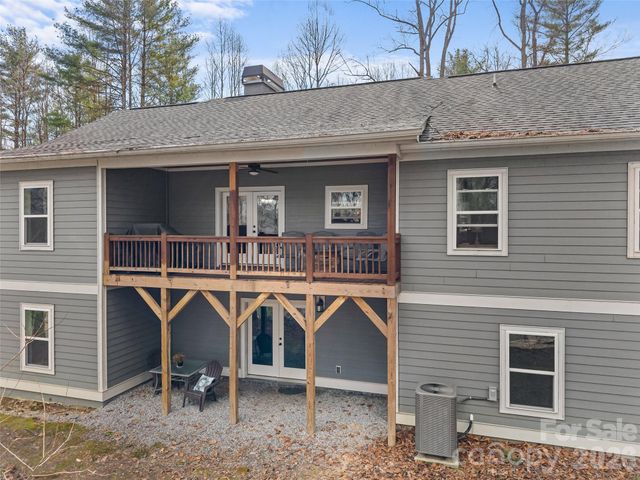 72 Summer Shade Court, Edneyville, NC 28792