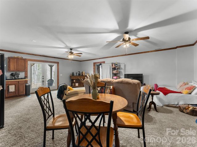 72 Summer Shade Court, Edneyville, NC 28792