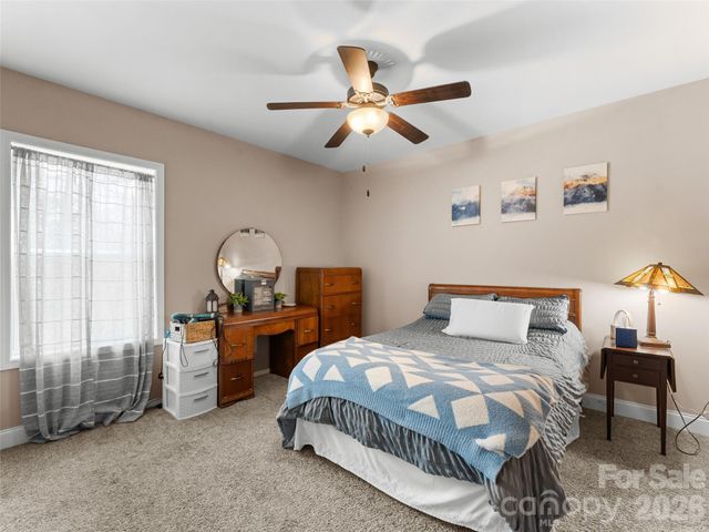 72 Summer Shade Court, Edneyville, NC 28792