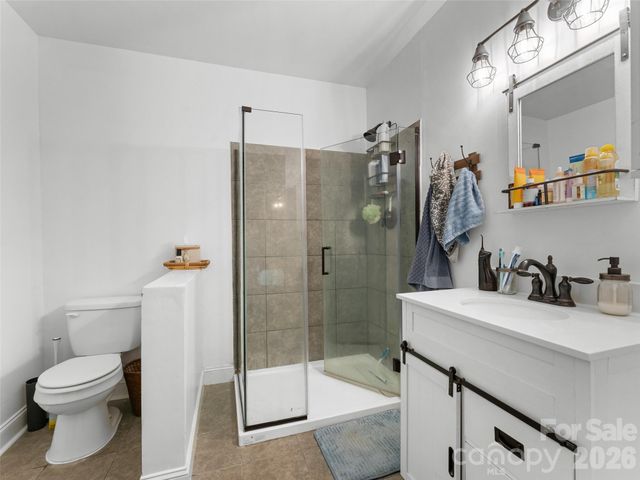 72 Summer Shade Court, Edneyville, NC 28792