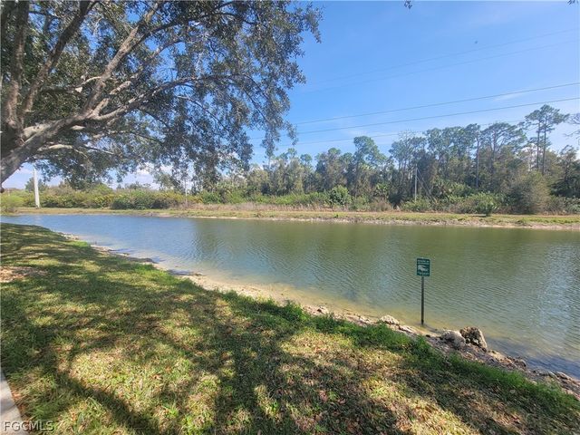 3957 Pomodoro CIR 201, Cape Coral, FL 33909