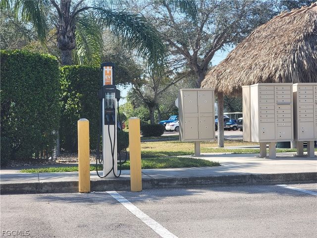 3957 Pomodoro CIR 201, Cape Coral, FL 33909