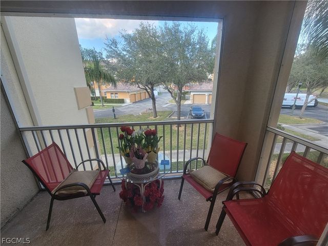 3957 Pomodoro CIR 201, Cape Coral, FL 33909