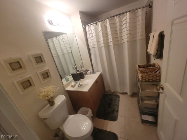 3957 Pomodoro CIR 201, Cape Coral, FL 33909