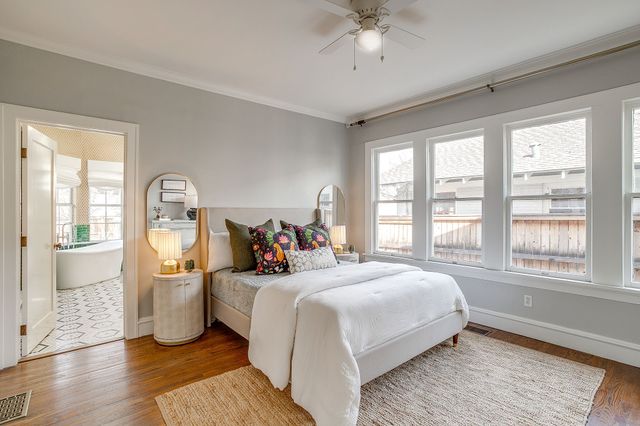 2222 W Magnolia Avenue, Fort Worth, TX 76110