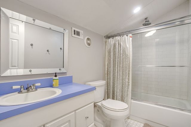 2222 W Magnolia Avenue, Fort Worth, TX 76110