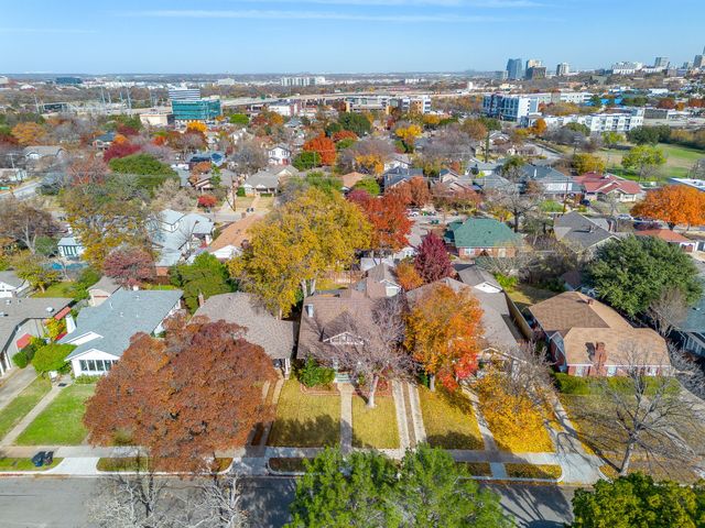 2222 W Magnolia Avenue, Fort Worth, TX 76110