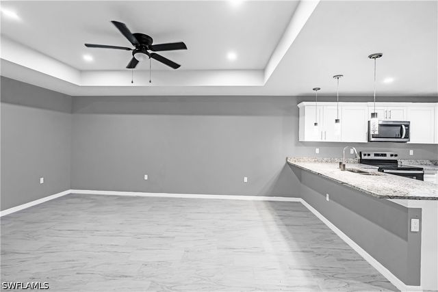 3510 S Grimsley CT, Fort Myers, FL 33916
