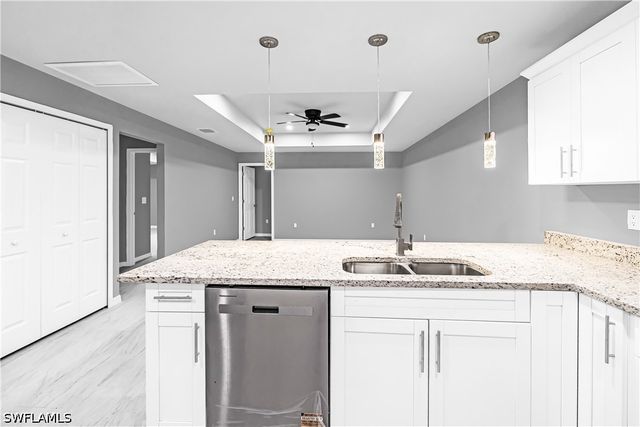 3510 S Grimsley CT, Fort Myers, FL 33916