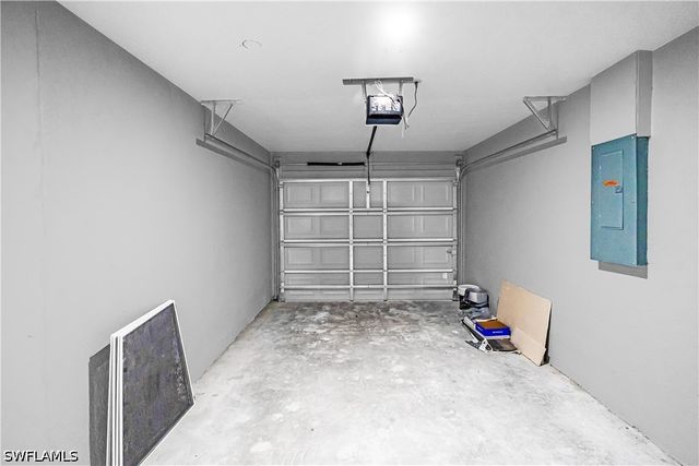 3510 S Grimsley CT, Fort Myers, FL 33916