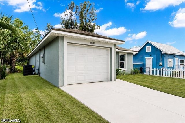 3510 S Grimsley CT, Fort Myers, FL 33916