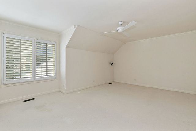 849 Country Club Lane, Northbrook, IL 60062