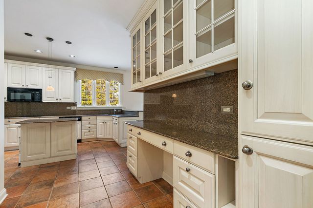 849 Country Club Lane, Northbrook, IL 60062