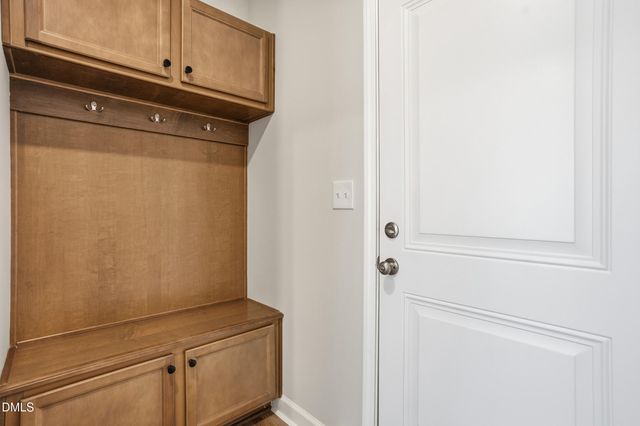 288 Meadowbark Bend 37, Garner, NC 27529