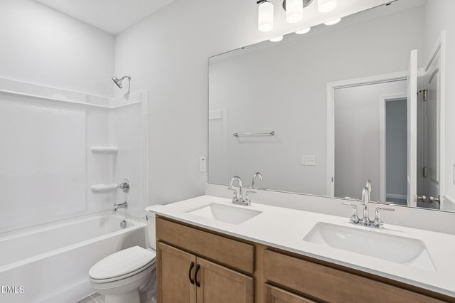 288 Meadowbark Bend 37, Garner, NC 27529