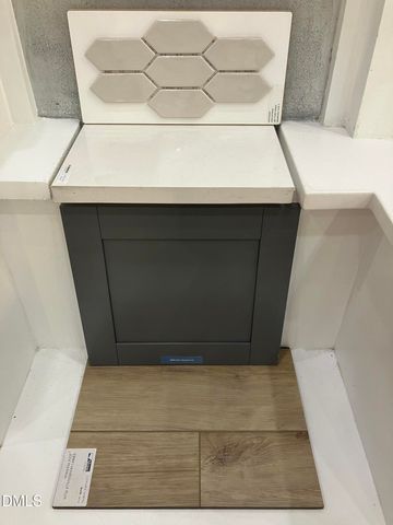 288 Meadowbark Bend 37, Garner, NC 27529