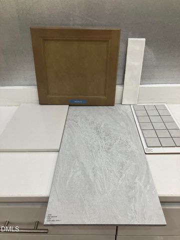 288 Meadowbark Bend 37, Garner, NC 27529