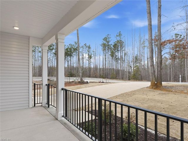 7785 Patriots WAY E, Gloucester, VA 23061