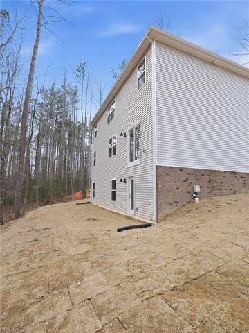 7785 Patriots WAY E, Gloucester, VA 23061