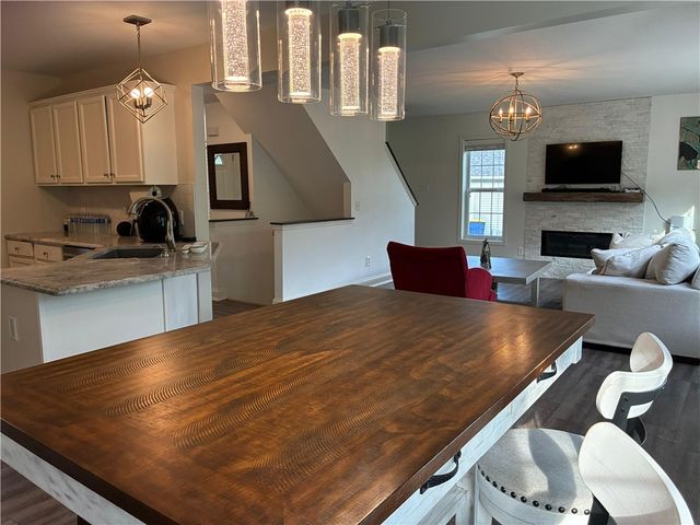 18 Dona Lea, Perinton, NY 14450