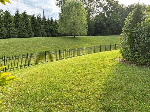 18 Dona Lea, Perinton, NY 14450