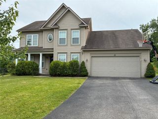 18 Dona Lea, Perinton, NY 14450