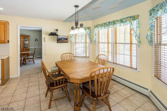 10 Hawthorn Dr, Roxbury Twp., NJ 07876