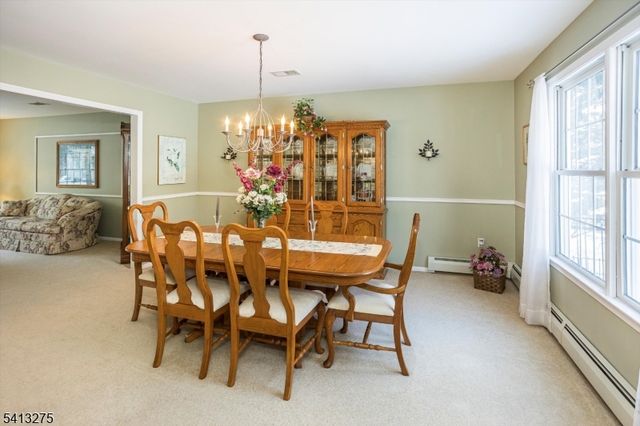 10 Hawthorn Dr, Roxbury Twp., NJ 07876