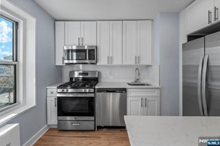2195 North Road 4C, Fort Lee, NJ 07024