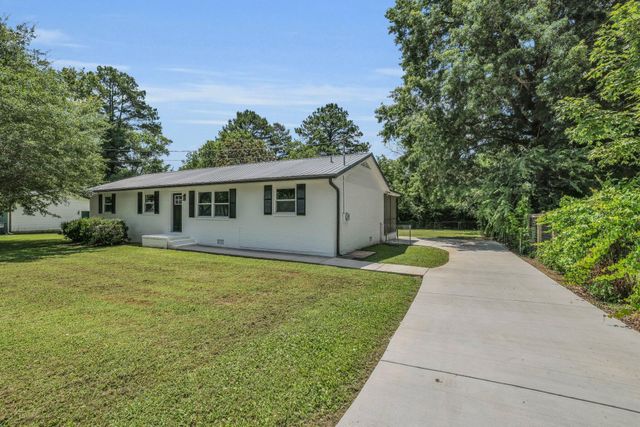 475 Hiawatha Circle, Chickamauga, GA 30707