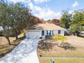 1718 SE Aires Lane, Port St. Lucie, Port St Lucie, FL 34984