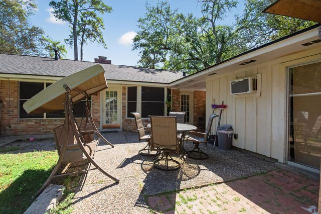 2514 Creekleaf Road, Houston, TX 77068