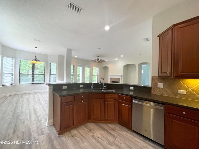 3589 SIR ROGERS Court, Jacksonville, FL 32224