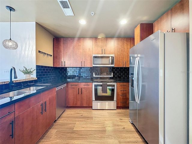 155 S COURT AVENUE 1013, Orlando, FL 32801