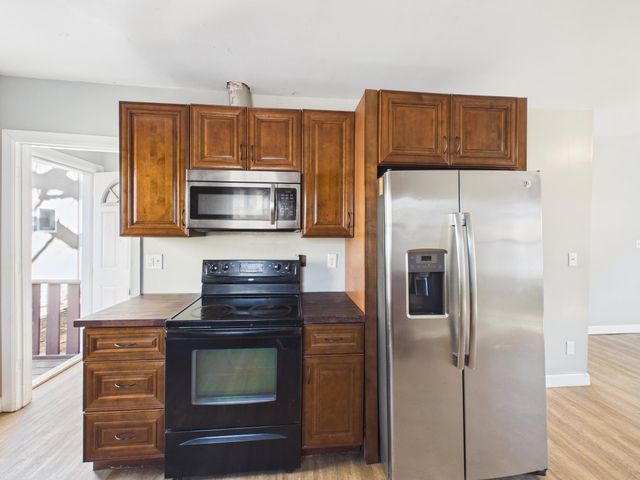 2651 Thomas Avenue N, Minneapolis, MN 55411