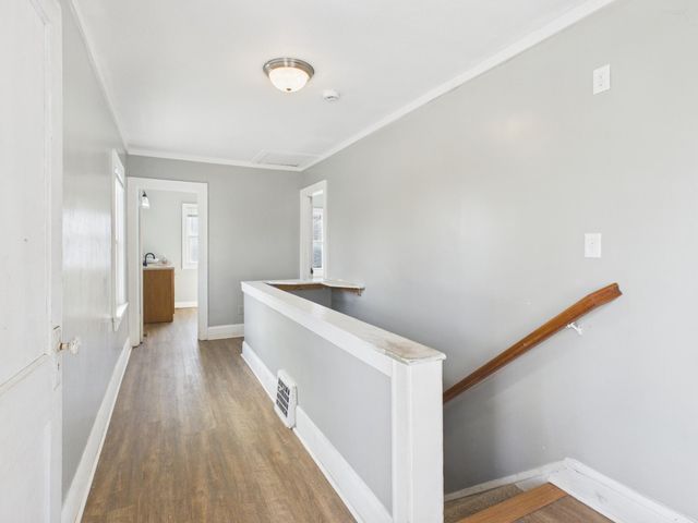 2651 Thomas Avenue N, Minneapolis, MN 55411