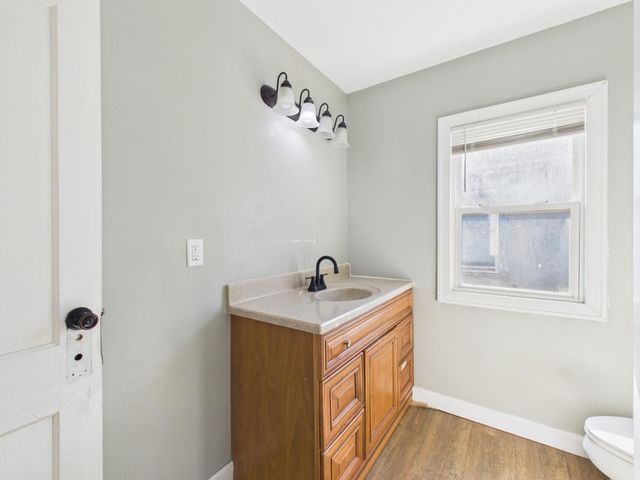 2651 Thomas Avenue N, Minneapolis, MN 55411